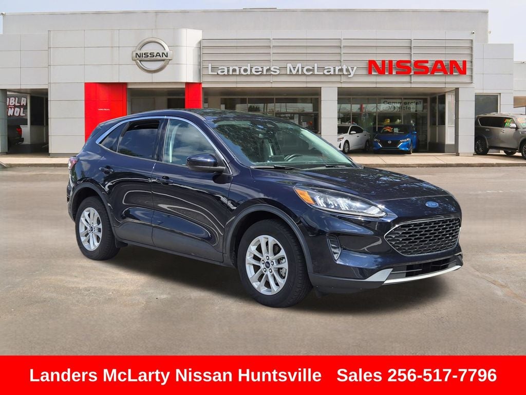 2021 Ford Escape Hybrid SE in Blue Metallic — front three-quarter view