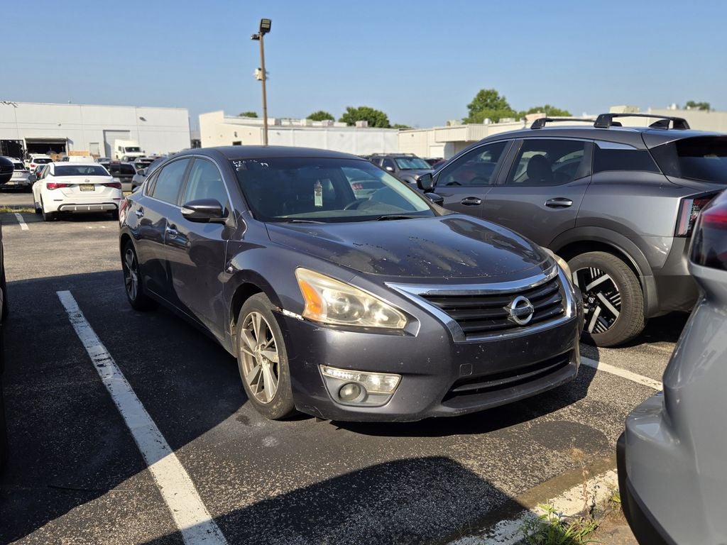 2013 Nissan Altima 2.5 SL in Metallic Slate — front three-quarter view