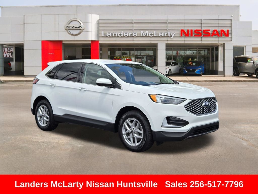 2024 Ford Edge SEL in Oxford White — front three-quarter view