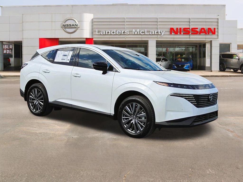 2026 Nissan Murano SL in Everest White Pearl Tricoat — front three-quarter view