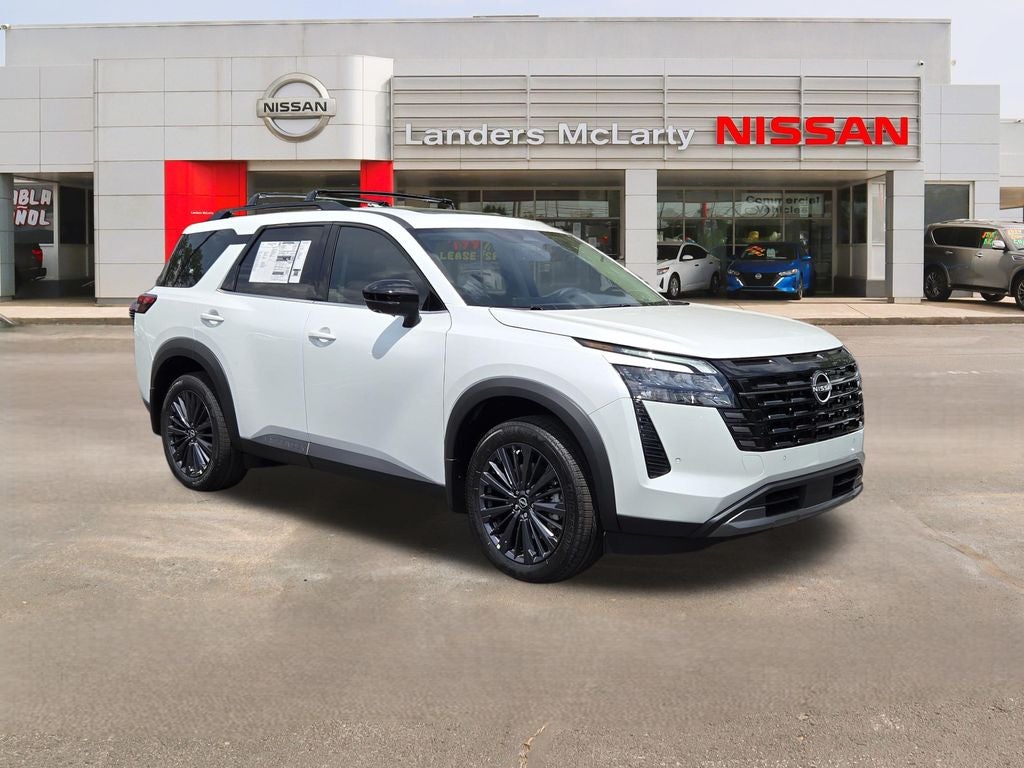 2026 Nissan Pathfinder SL in Everest White Pearl Tricoat — front three-quarter view