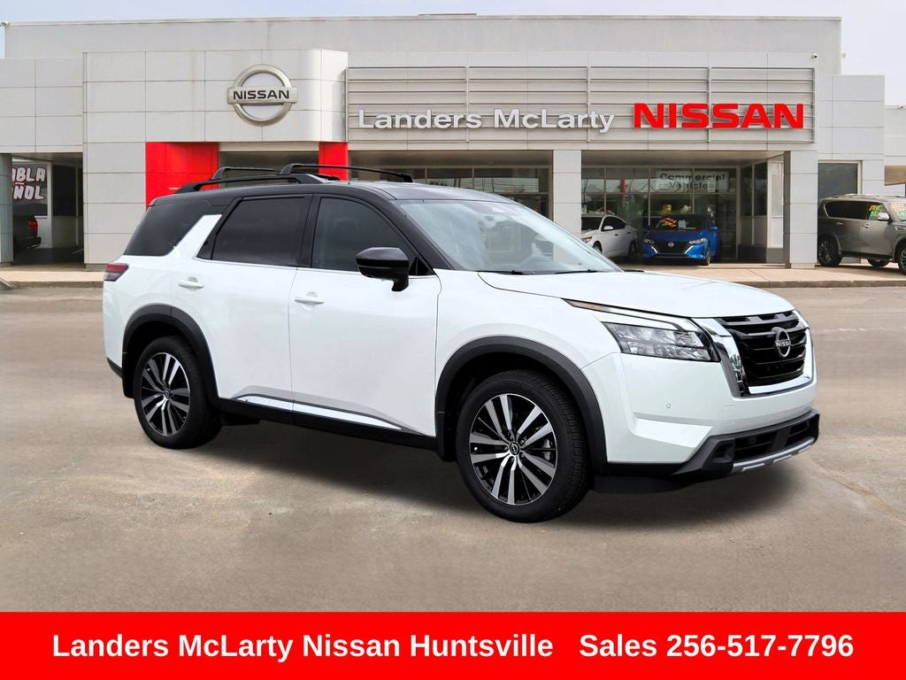 2025 Nissan Pathfinder Platinum in Everest White Pearl/Black — front three-quarter view