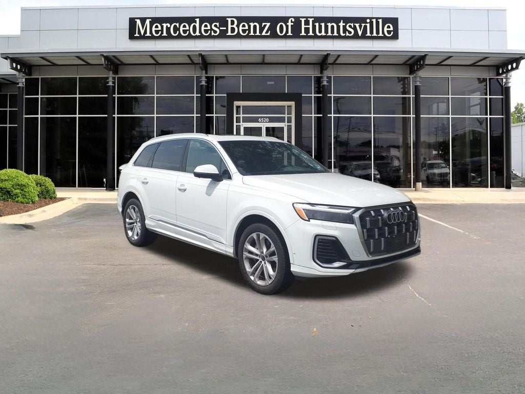 2025 Audi Q7 55 Premium Plus quattro in Carrara White — front three-quarter view